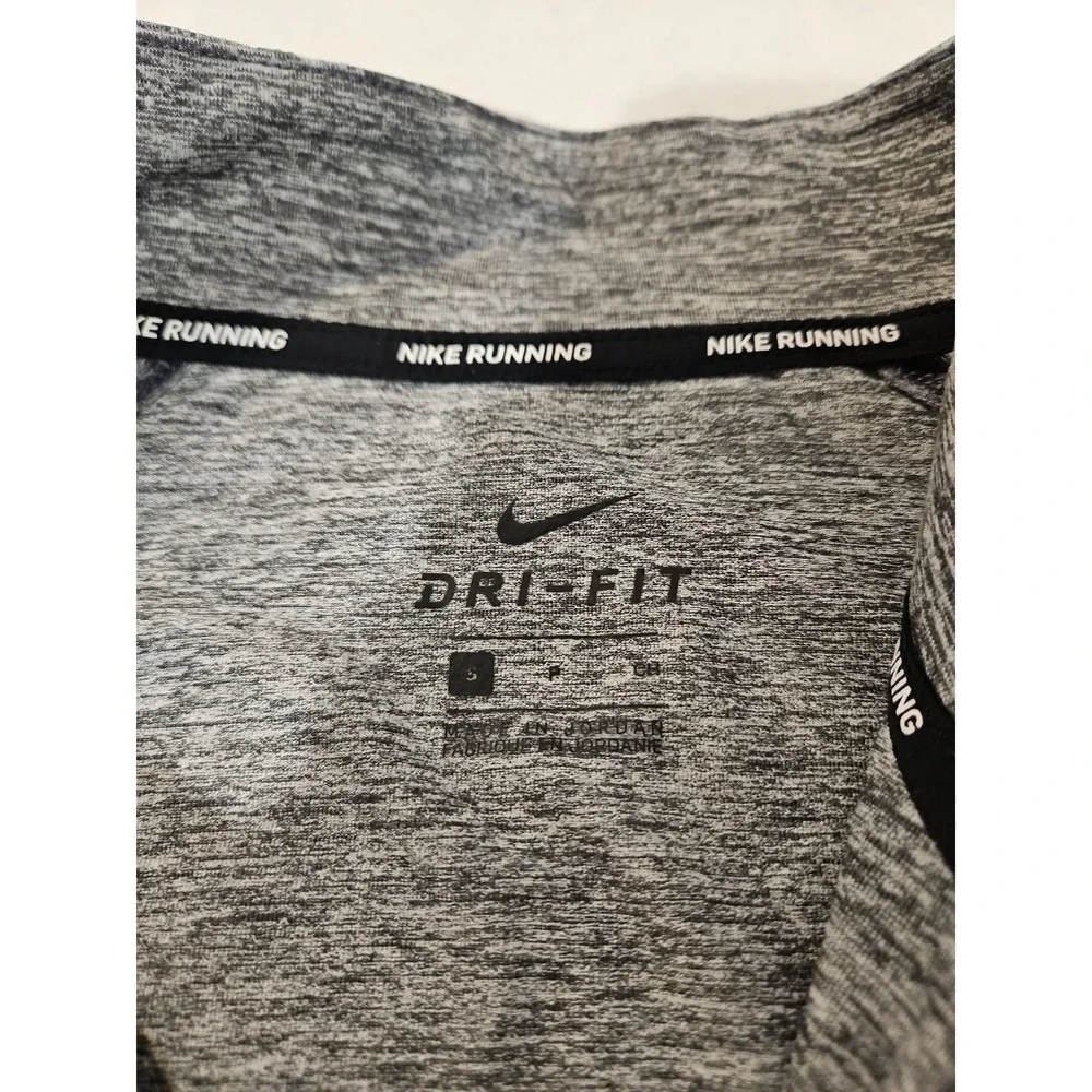 NWT Men's Nike Element Hz 2.0 Performance Pullover AH8973-021 1/4 Zip Small(1606
